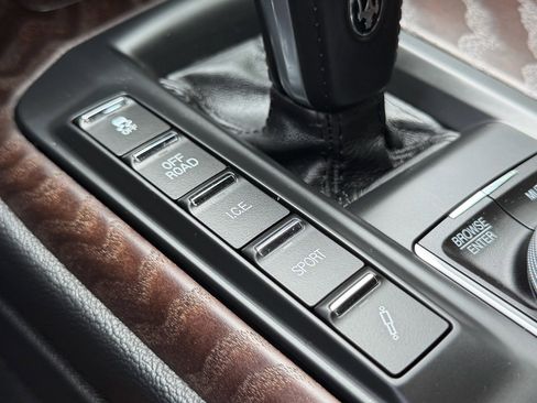 Used 2023 Maserati Levante GT AWD/4WD image 20