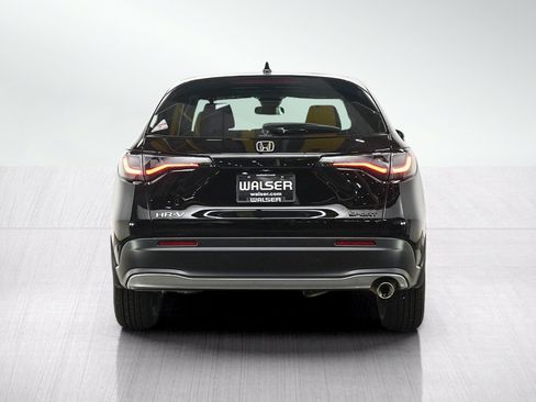 Used 2024 Honda HR-V Sport image 4