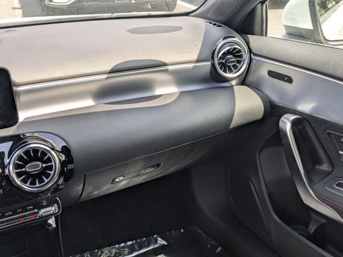 Certified 2022 Mercedes-Benz A 220 4MATIC image 4