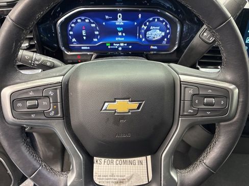 Used 2022 Chevrolet Silverado 1500 LT image 9