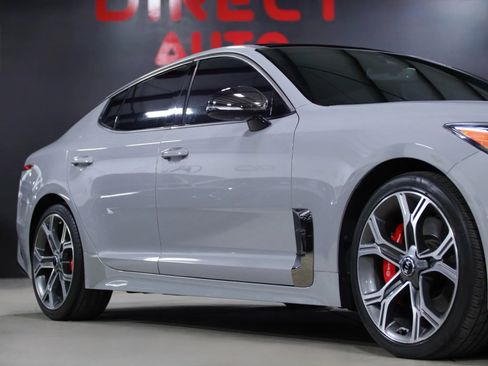 Used 2021 Kia Stinger GT1 image 3