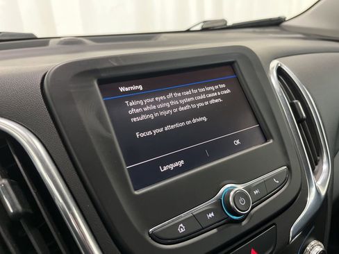 Used 2020 Chevrolet Equinox LT image 11