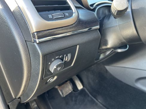 Used 2014 Jeep Grand Cherokee Limited image 14