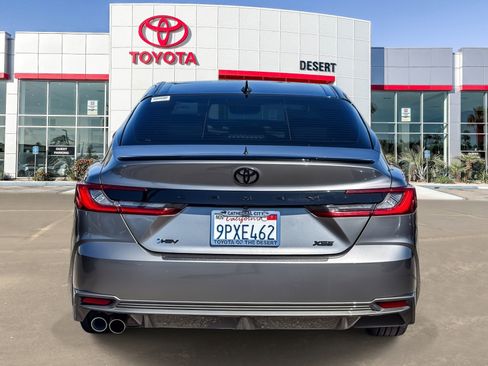 Used 2025 Toyota Camry XSE FWD image 6