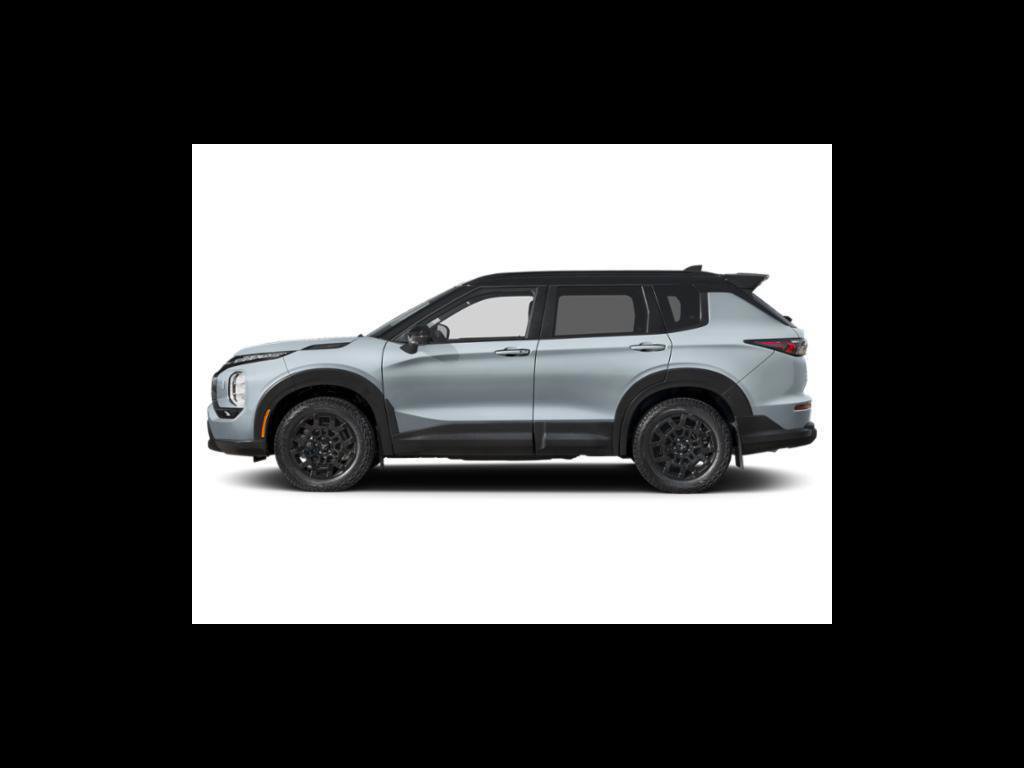 Used 2026 Mitsubishi Outlander AWD image 2