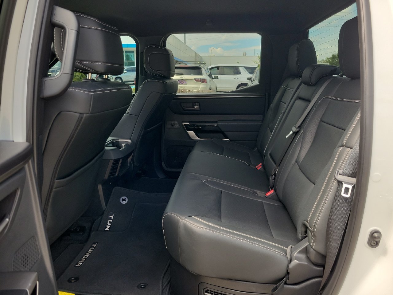 Used 2026 Toyota Tundra Limited AWD/4WD image 10