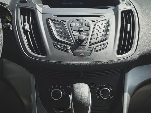 Used 2016 Ford Escape SE FWD image 12