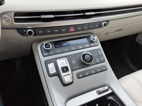 Used 2024 Hyundai Palisade Limited FWD image 22