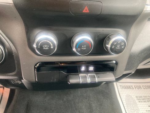 Used 2022 RAM 1500 Big Horn AWD/4WD image 27