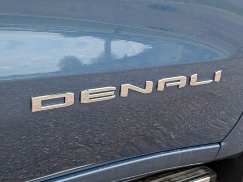 New 2026 GMC Sierra 1500 Denali w/ Denali Reserve Package AWD/4WD image 22