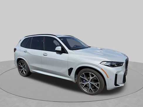 Used 2024 BMW X5 xDrive50e w/ M Sport Package AWD/4WD image 3