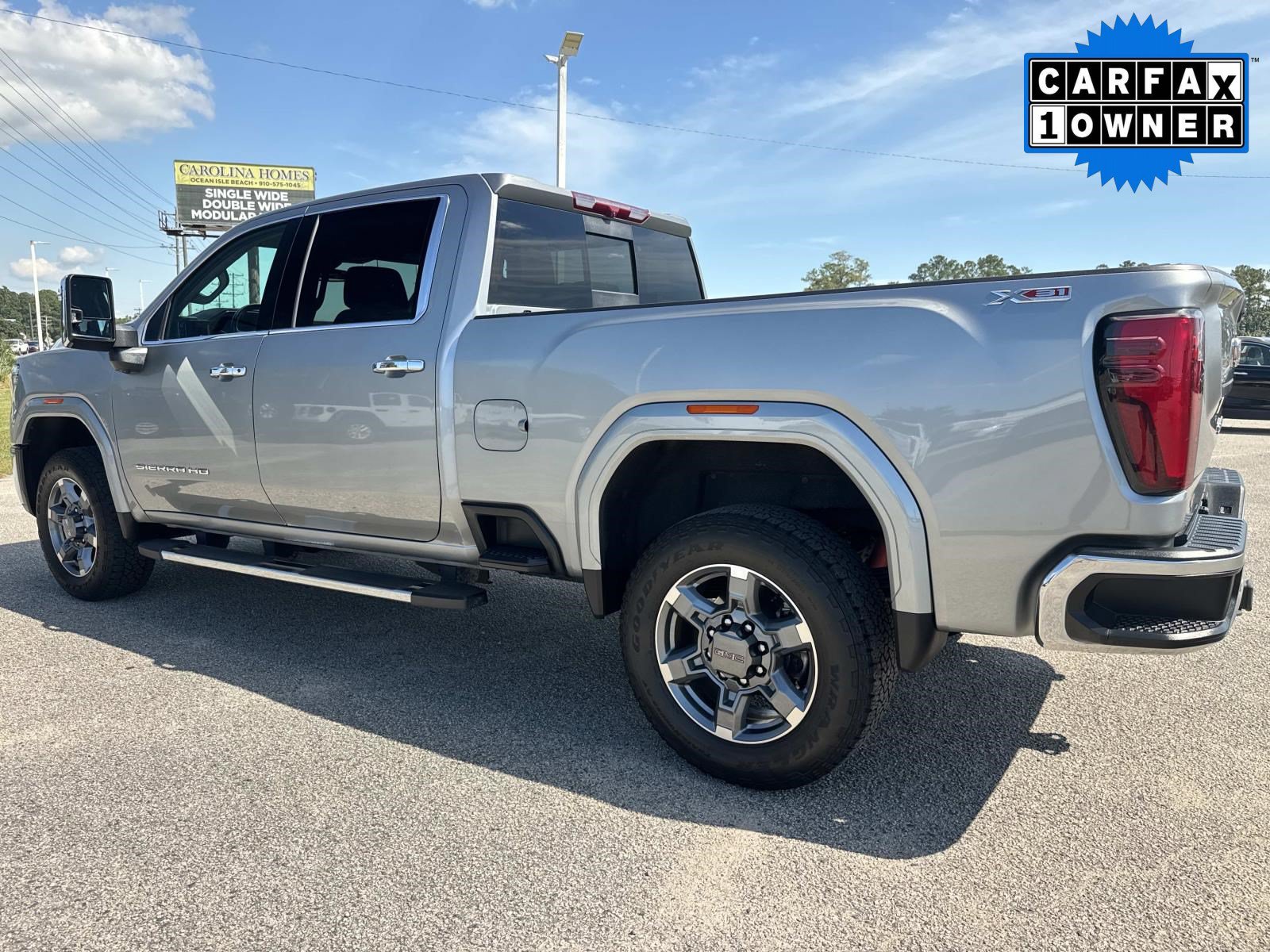 Used 2025 GMC Sierra 2500 SLT w/ SLT Premium Package AWD/4WD image 6