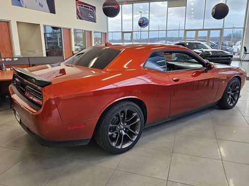 Used 2021 Dodge Challenger R/T Scat Pack w/ Shaker Package image 5