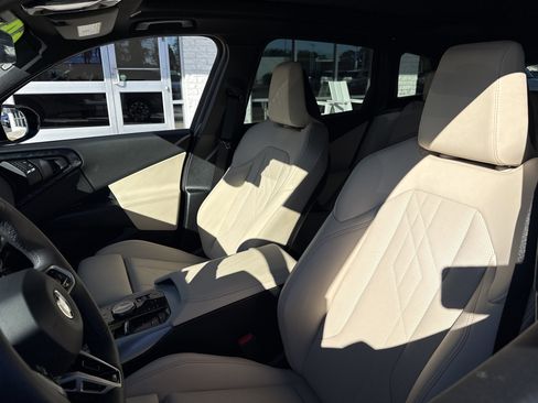 Used 2025 BMW X3 xDrive30i w/ M Sport Package image 11