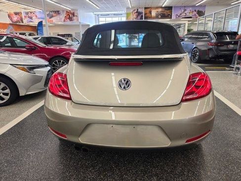 Used 2015 Volkswagen Beetle 1.8T FWD image 5