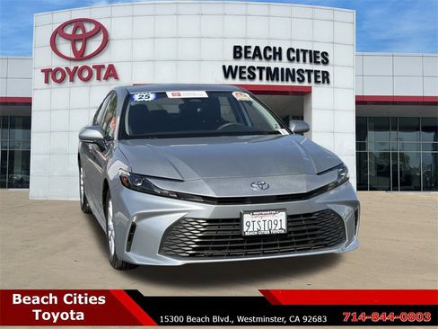 Certified 2025 Toyota Camry LE image 3