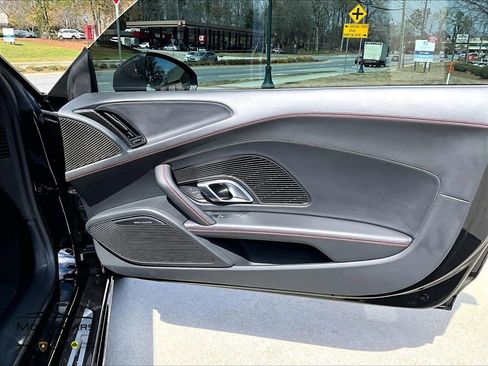 Used 2020 Audi R8 V10 performance image 23