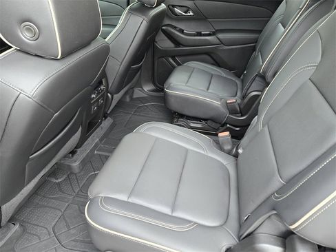 Used 2023 Chevrolet Traverse Premier w/ LPO, Floor Liner Package image 30
