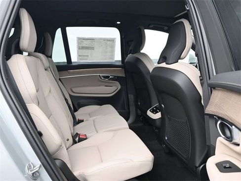New 2026 Volvo XC90 B6 Plus w/ Protection Package Premier image 12