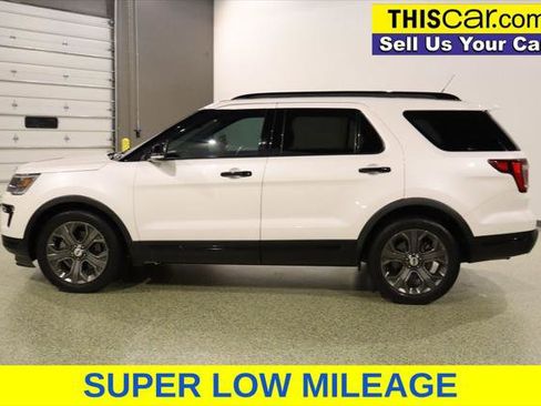 Used 2018 Ford Explorer Sport w/ Equipment Group 401A image 4