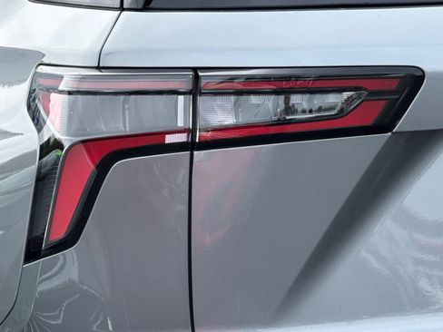 Used 2026 Chevrolet Equinox LT image 46