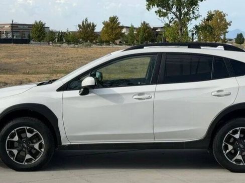 Used 2019 Subaru Crosstrek 2.0i Premium w/ Eyesight System AWD/4WD image 4