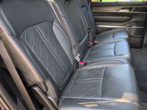 Certified 2023 Jeep Grand Wagoneer Series III w/ Rear Seat Video Group 1 AWD/4WD image 23