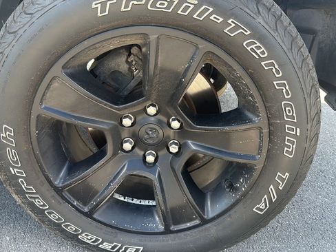 Used 2020 RAM 1500 Big Horn AWD/4WD image 14