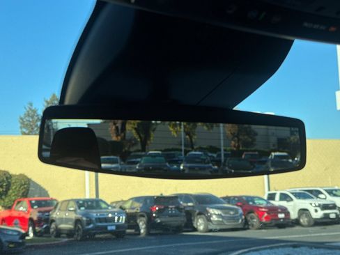 Used 2024 Chevrolet Silverado 1500 LT image 24