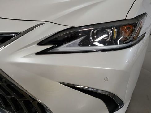 Used 2025 Lexus ES 350 w/ Premium Package FWD image 29