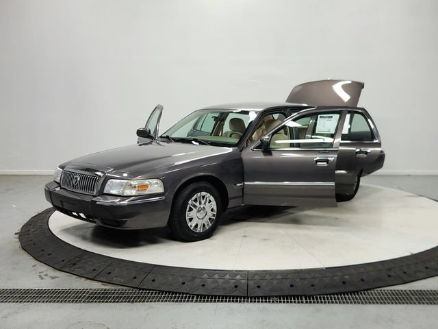 Used 2007 Mercury Grand Marquis GS RWD image 11
