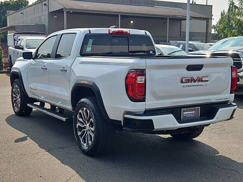 Used 2023 GMC Canyon Denali AWD/4WD image 5