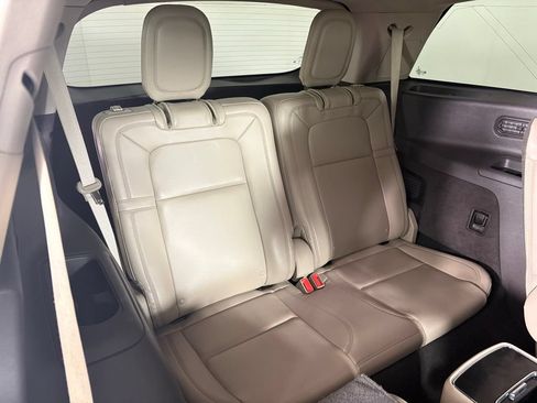 Used 2020 Lincoln Aviator Reserve w/ Equipment Group 201A AWD/4WD image 45