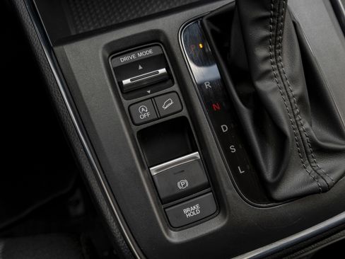 Certified 2025 Honda CR-V EX image 28