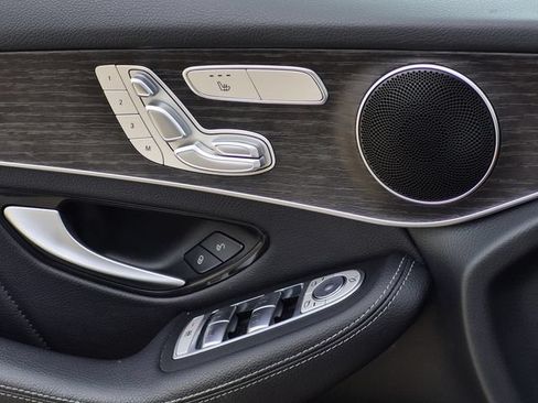 Certified 2022 Mercedes-Benz GLC 300 4MATIC image 35