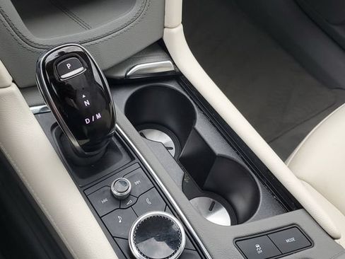 Certified 2020 Cadillac XT6 Premium Luxury AWD/4WD image 30