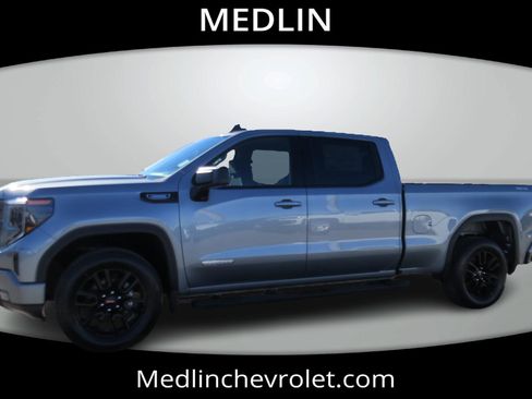 Used 2025 GMC Sierra 1500 Elevation w/ LPO, Elevation Black Package image 5