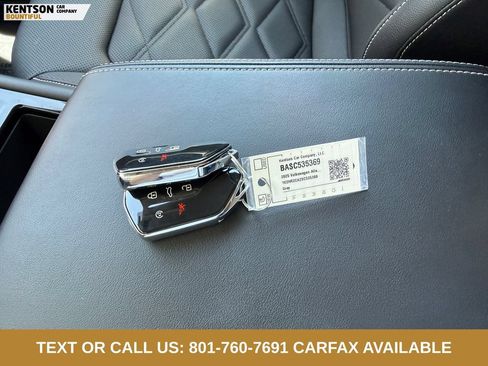 Used 2025 Volkswagen Atlas SE AWD/4WD image 34