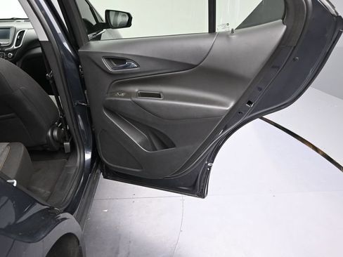 Used 2023 Chevrolet Equinox LT FWD image 9