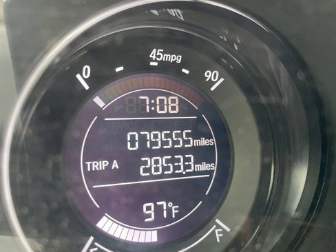 Used 2016 Honda HR-V EX-L image 10