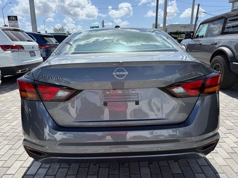 Used 2025 Nissan Altima 2.5 SV FWD image 6