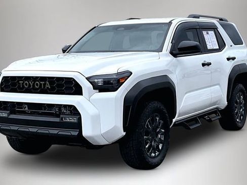 Used 2025 Toyota 4Runner SR5 image 2