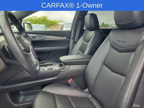 Certified 2024 Cadillac XT5 Luxury w/ LPO, Floor Liner Package AWD/4WD image 6