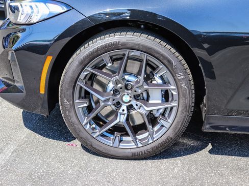 Used 2026 BMW 330i Sedan w/ Convenience Package RWD image 9