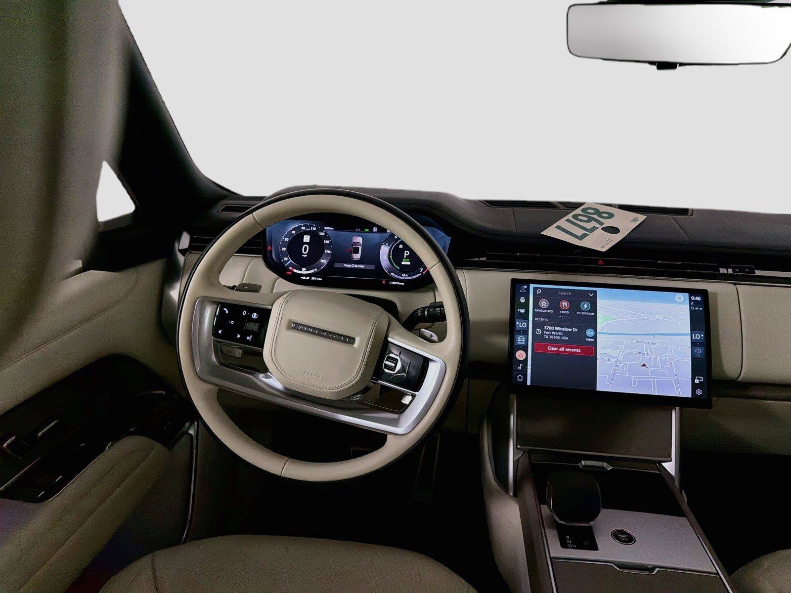 Certified 2025 Land Rover Range Rover SE AWD/4WD image 23