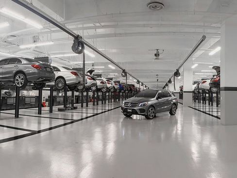 Certified 2024 Mercedes-Benz E 350 4MATIC Sedan image 39