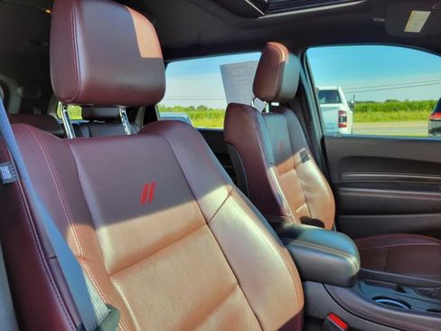 Used 2025 Dodge Durango GT AWD/4WD image 33
