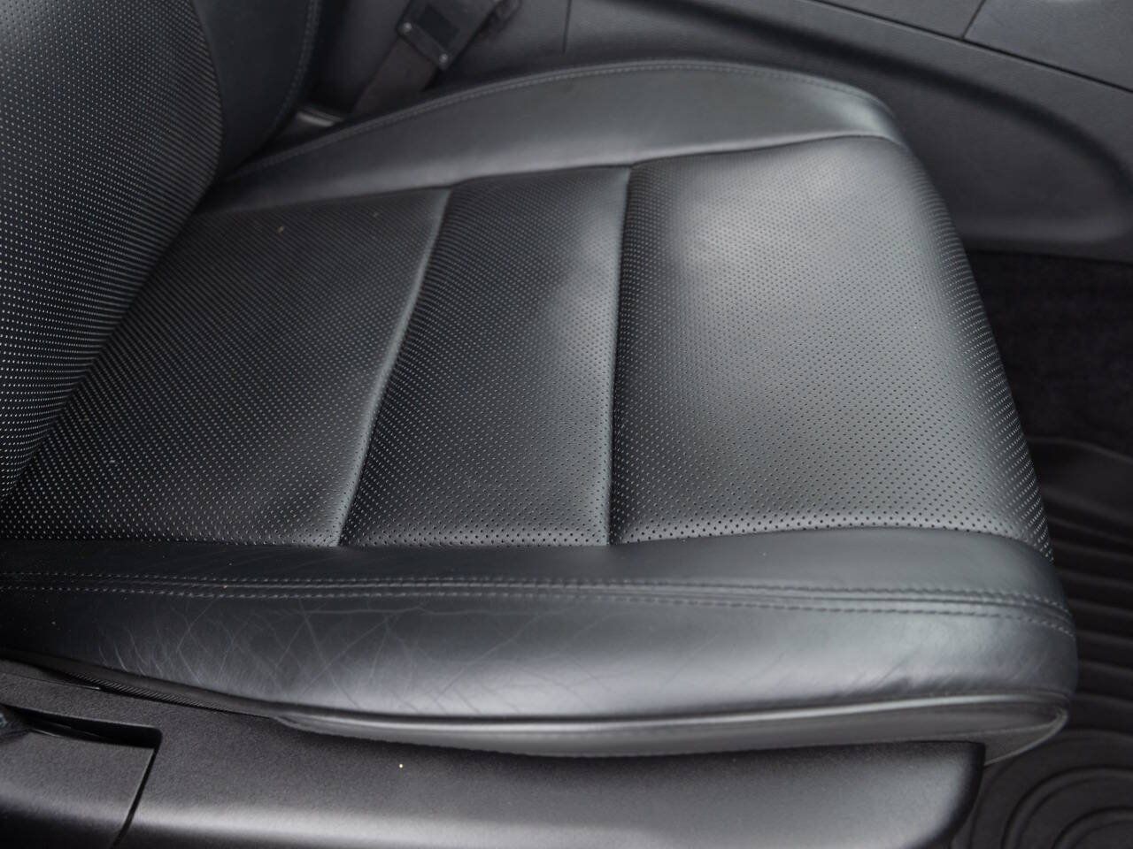 Used 2015 Jeep Grand Cherokee High Altitude AWD/4WD image 25