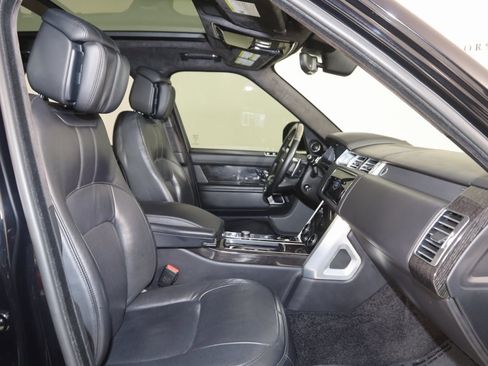 Used 2020 Land Rover Range Rover Autobiography image 12
