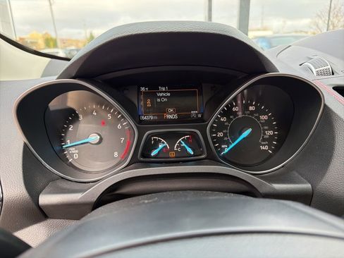 Used 2019 Ford Escape Titanium image 30